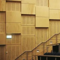 Акустические трудногорючие стеновые панели КМ1 со щелевой перфорацией